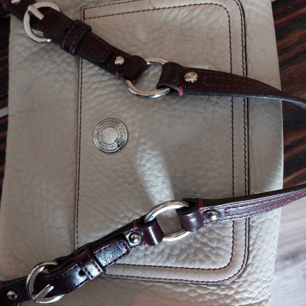 COACH SHOULDER BAG - Picture 7 of 9